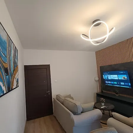 Creative Art By Marina Apartman